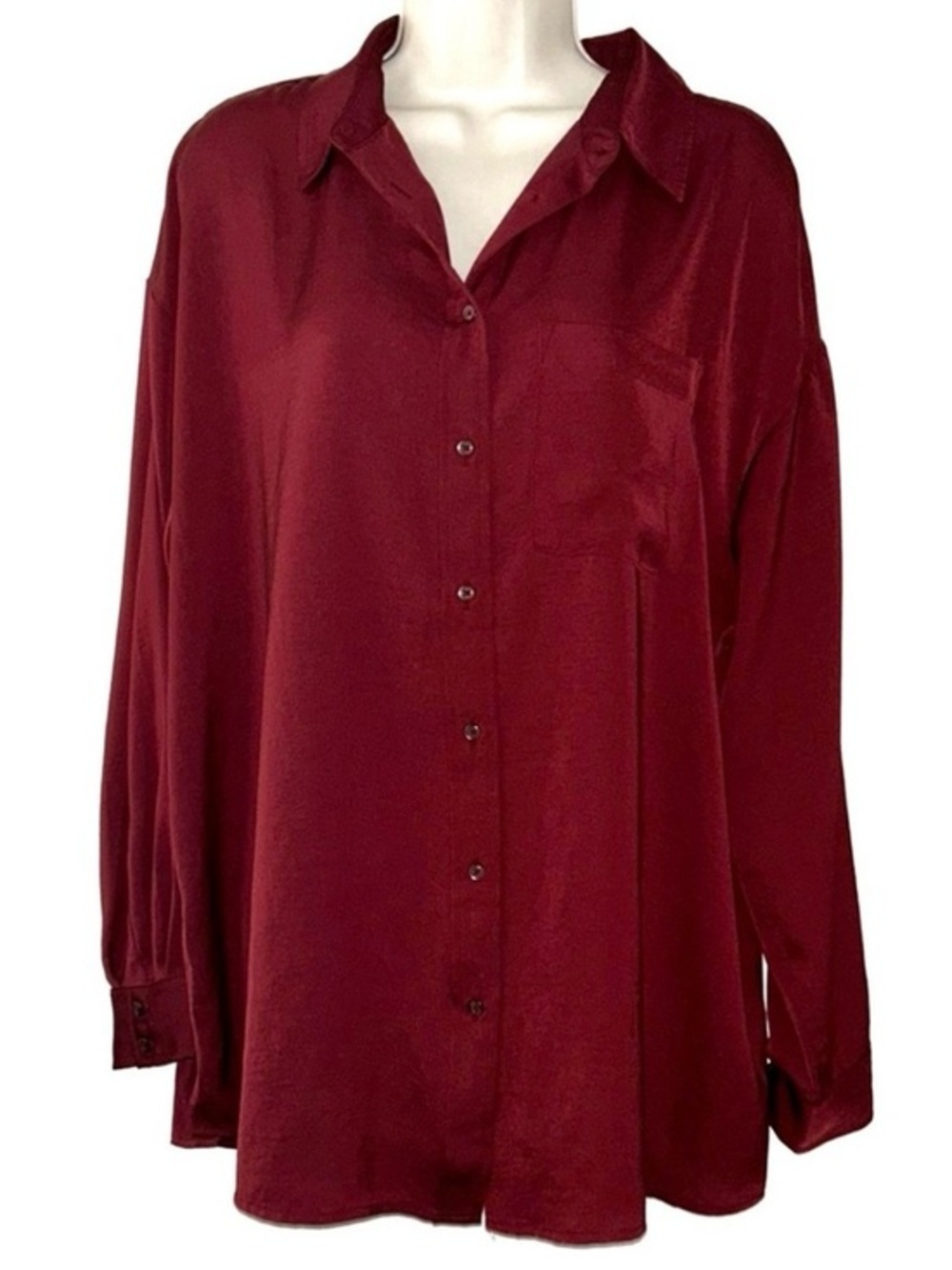 Express Boyfriend Button-Front Shirt in Burgundy